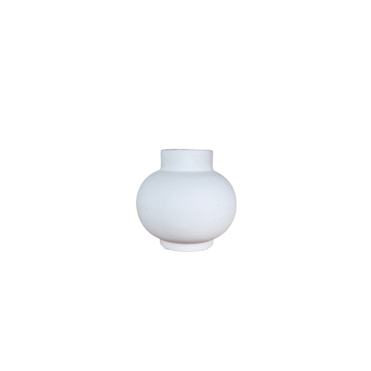W Interior Wall Collection – White Rounded Ceramic Vase